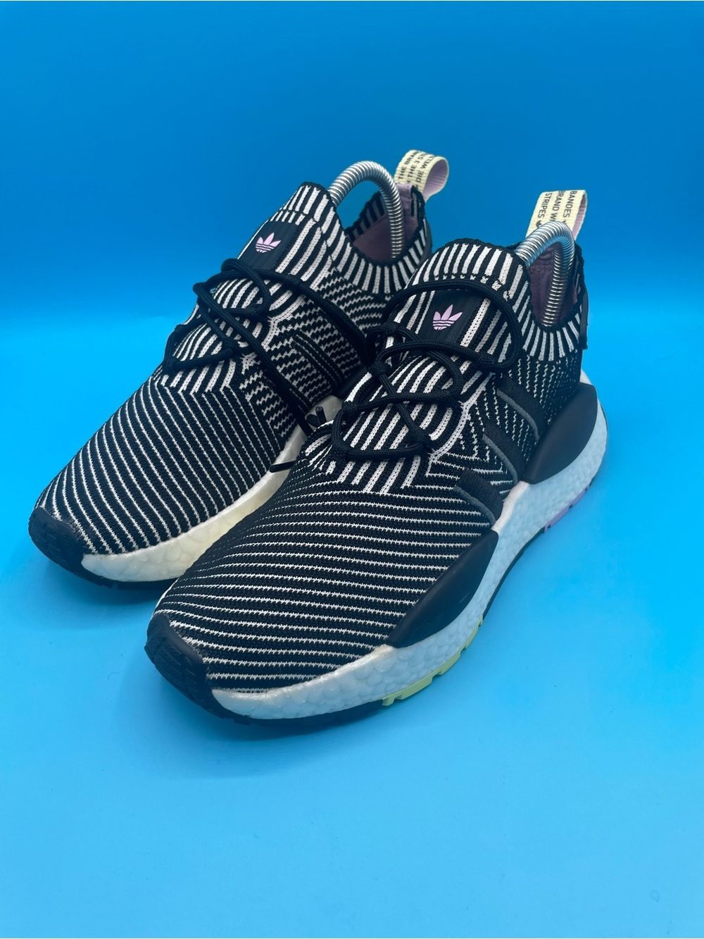adidas NMD_W1 black and white - Picture 4 of 4